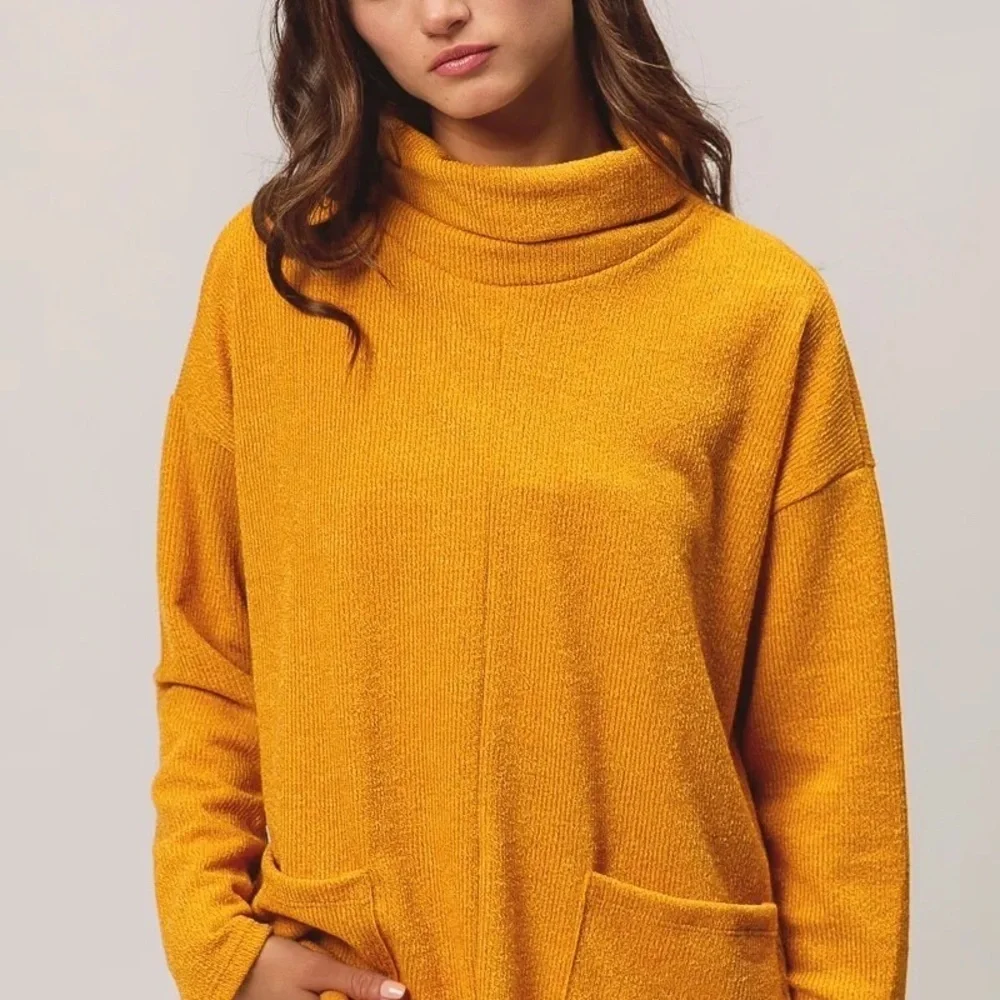 BiBi Piper Rib Double Pocket Turtle Neck Sweater